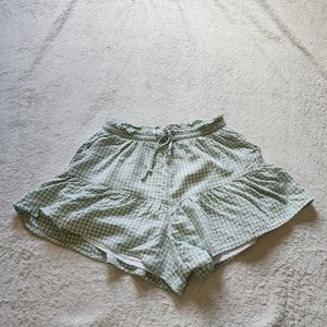 Hollister light green pistachio gingham ultra high rise tiered shorts size xs